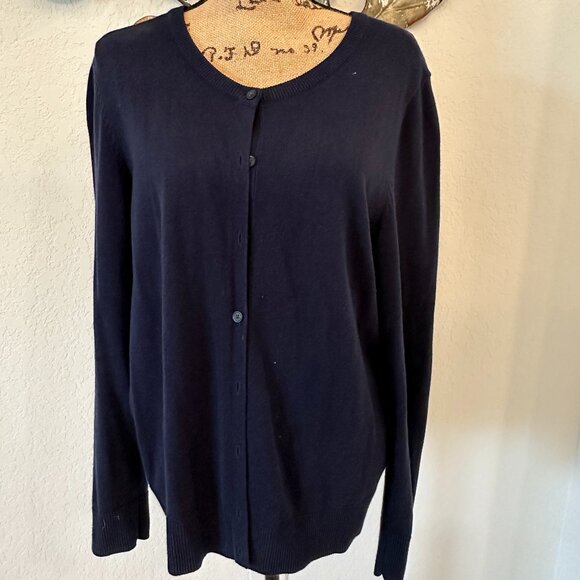 Croft & Barrow Women’s XL Button-Front Cardigan – Navy Blue - Picture 3 of 5
